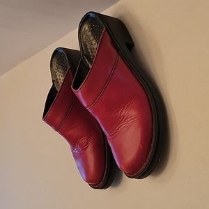 Josef Seibel Red Clogs 6